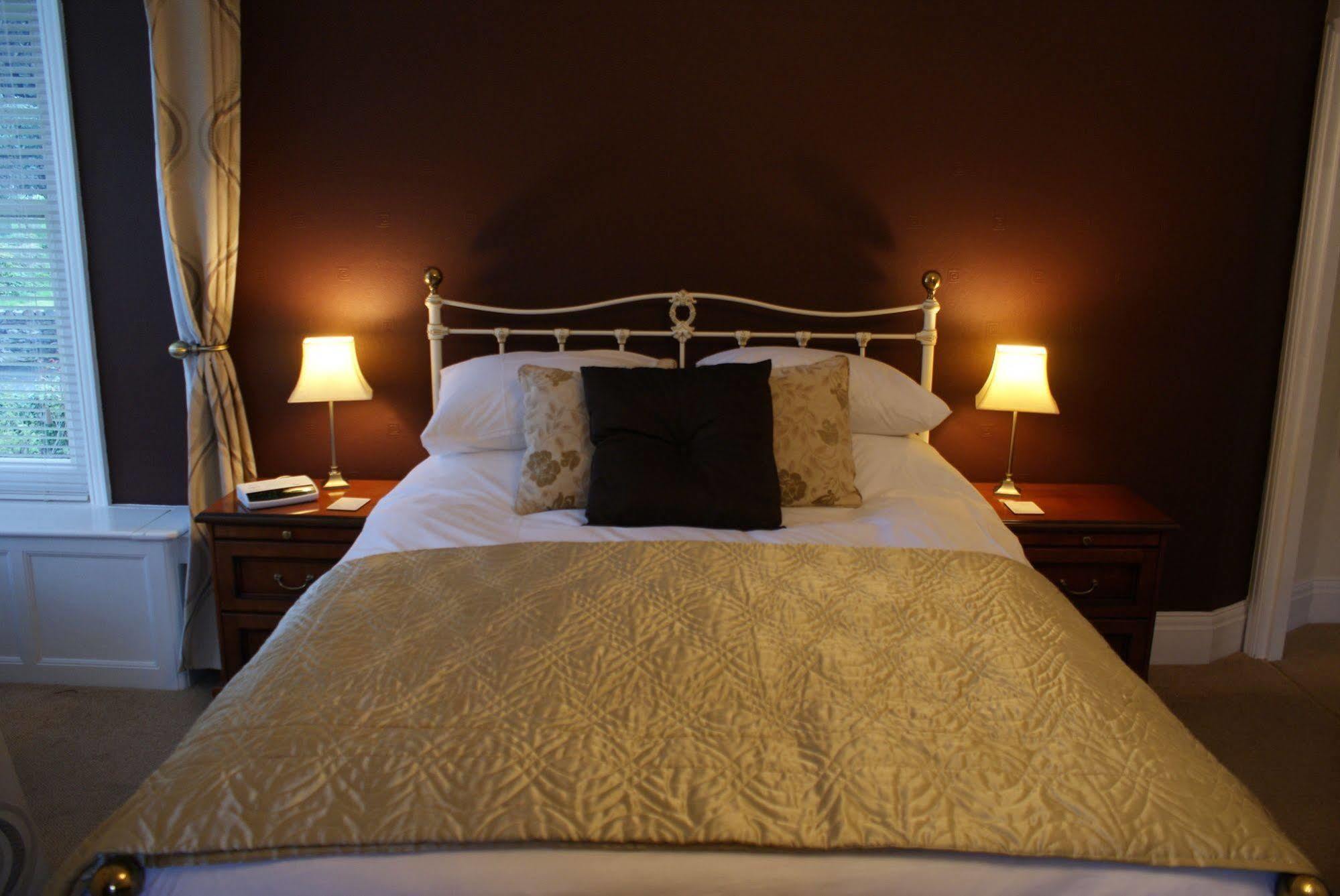 Longmead House Hotel Линтън Екстериор снимка